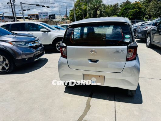 Daihatsu Mira Hatchback en venta