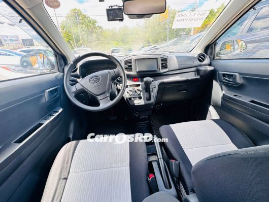Daihatsu Mira Hatchback en venta