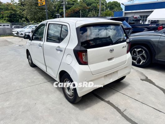 Daihatsu Mira Hatchback en venta