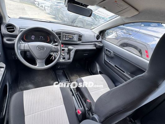 Daihatsu Mira Hatchback en venta
