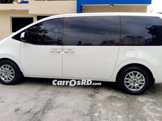 Hyundai Staria Minivan en venta