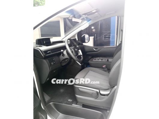 Hyundai Staria Minivan en venta