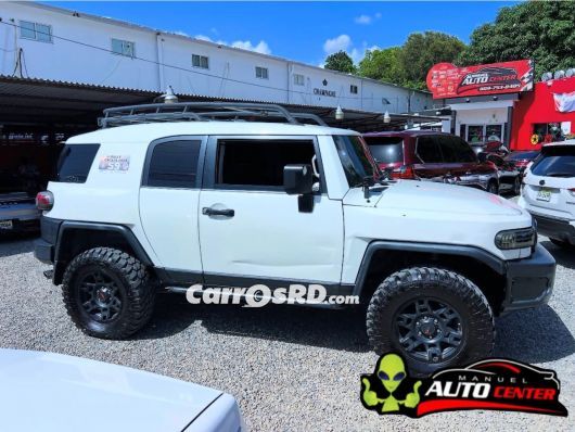 Toyota FJ Cruiser Jeepeta en venta