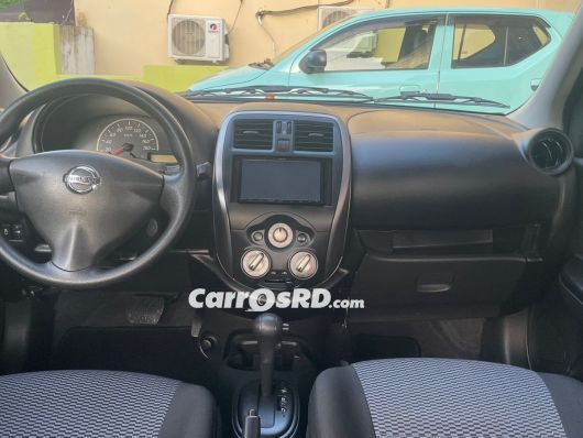 Nissan March Hatchback en venta