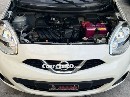 Nissan March Hatchback en venta