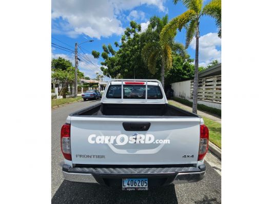 Nissan Frontier Camioneta en venta