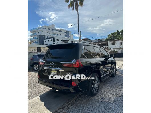 Lexus LX Jeepeta en venta