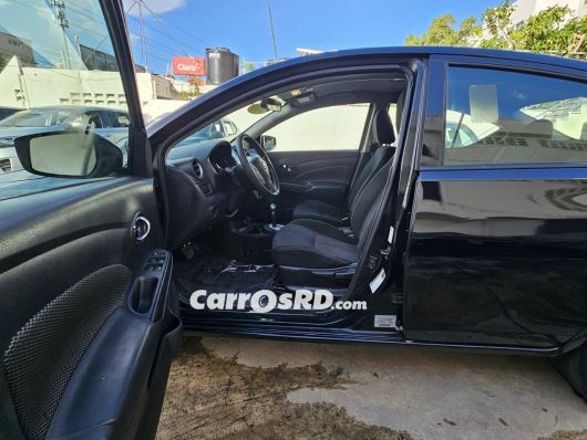 Nissan Versa Carros en venta