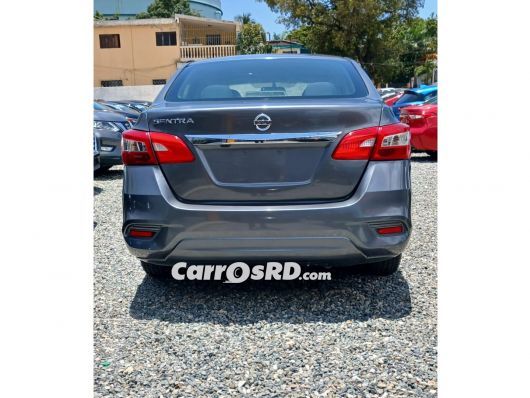 Nissan Sentra Carros en venta