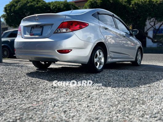 Hyundai Accent Carros en venta