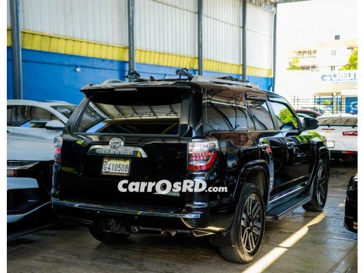 Toyota 4Runner Jeepeta en venta