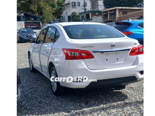 Nissan Sentra Carros en venta