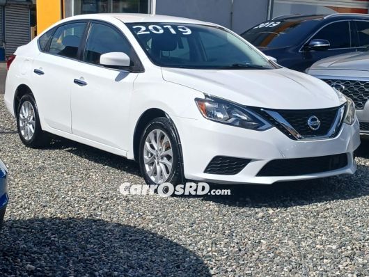 Nissan Sentra Carros en venta