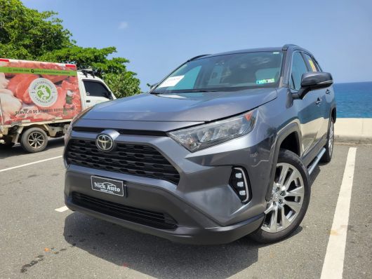 Toyota RAV4 LE en venta