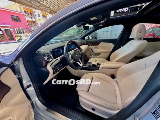 Mercedes-Benz Clase CLA Carros en venta
