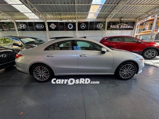 Mercedes-Benz Clase CLA Carros en venta
