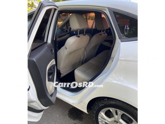 Ford Fiesta Carros en venta