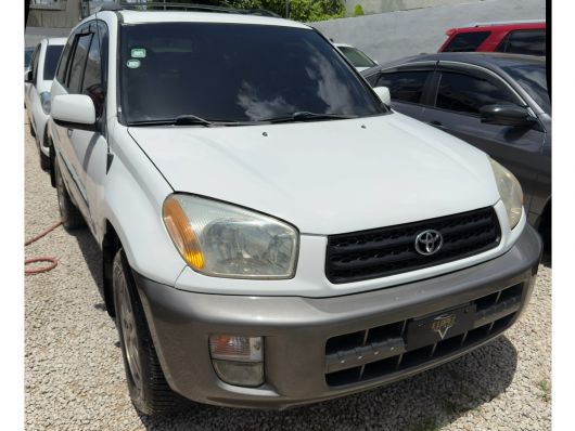Toyota RAV4 LE en venta