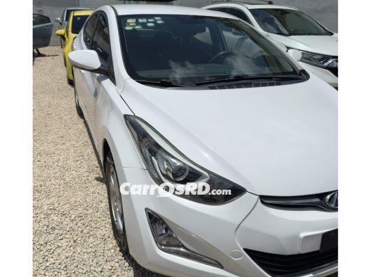Hyundai Avante Carros en venta