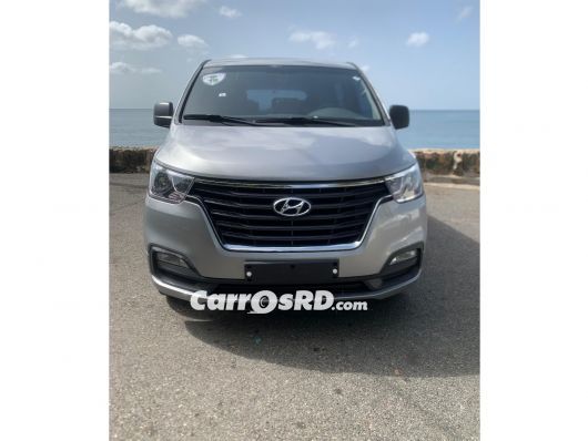 Hyundai Grand Starex Minivan en venta