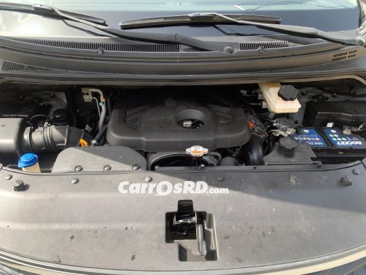 Hyundai Grand Starex Minivan en venta