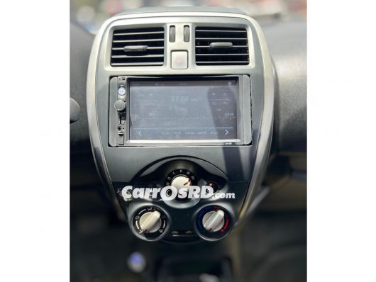 Nissan March Carros en venta