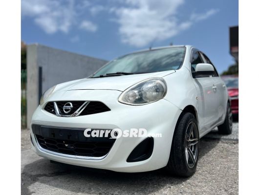 Nissan March Carros en venta