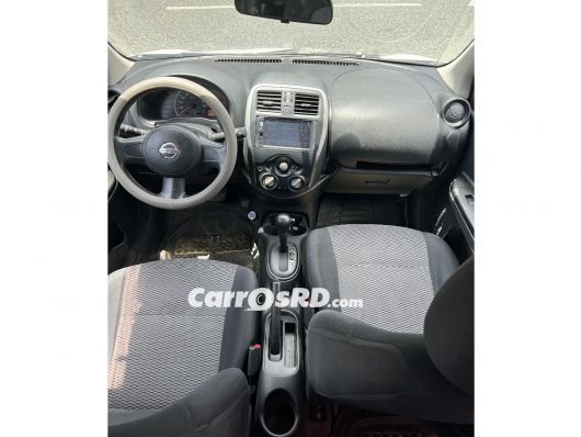 Nissan March Carros en venta