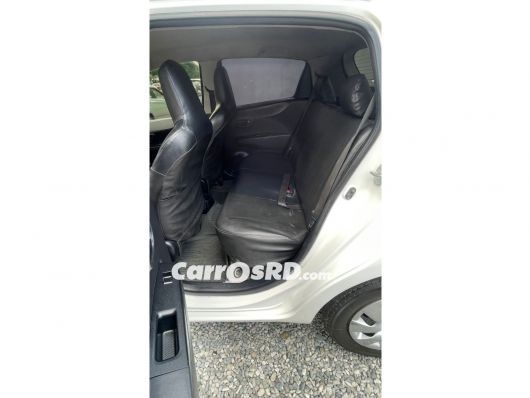 Toyota Vitz Carros en venta