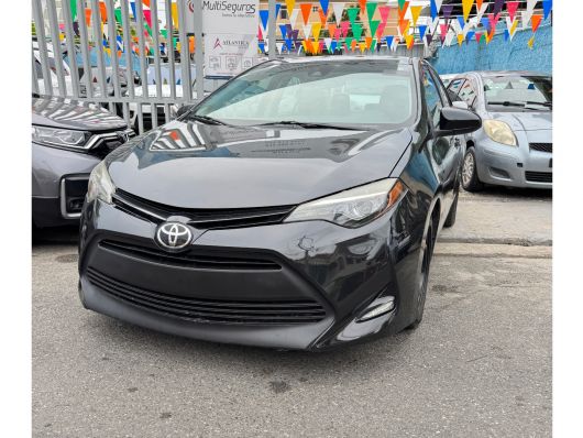 Toyota Corolla LE en venta
