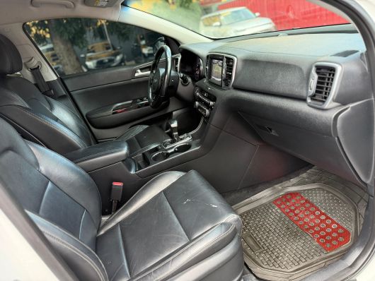 Kia Sportage EX