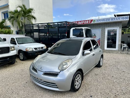 Nissan March Básico en venta