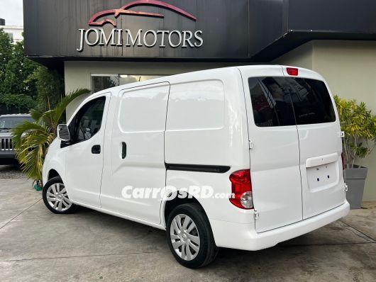 Nissan NV Minivan en venta