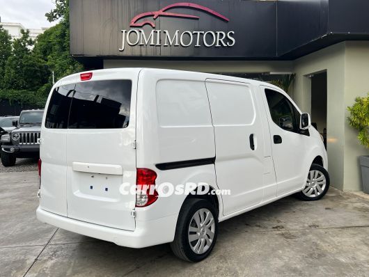 Nissan NV Minivan en venta