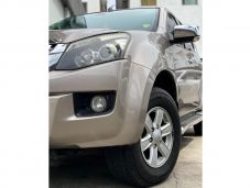 Isuzu
