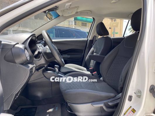 Nissan Kicks Hatchback en venta