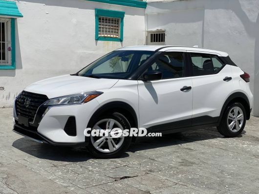 Nissan Kicks Hatchback en venta