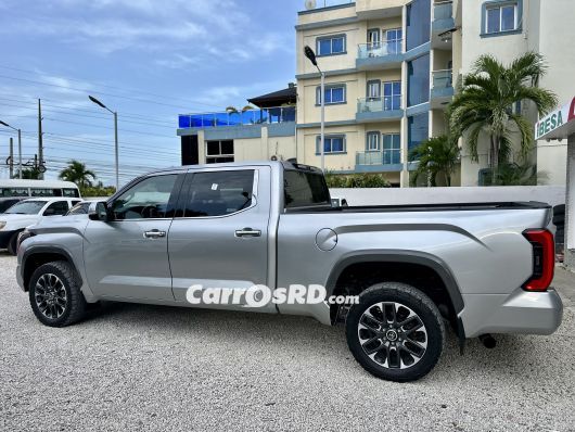 Toyota Tundra Camioneta en venta