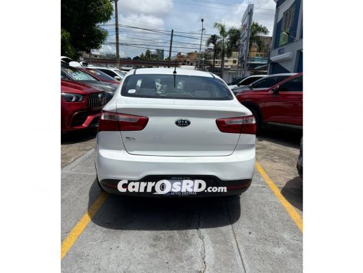Kia Rio Carros en venta