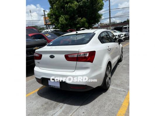 Kia Rio Carros en venta