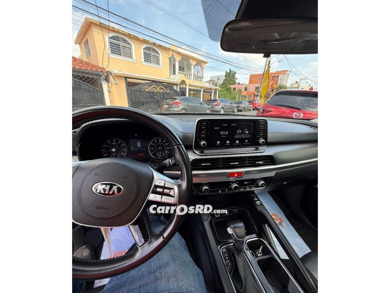 Kia