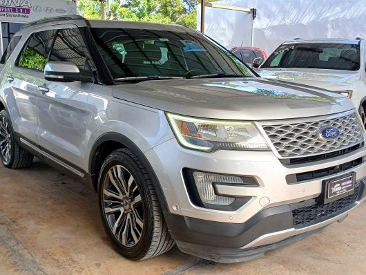 Ford Explorer Platinum en venta