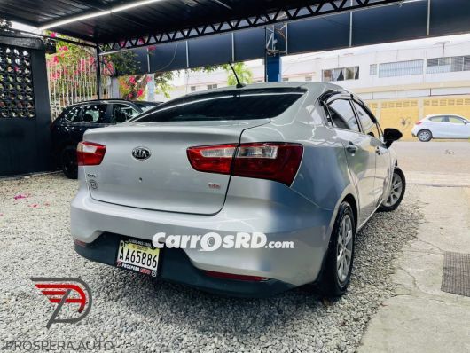 Kia Rio Carros en venta