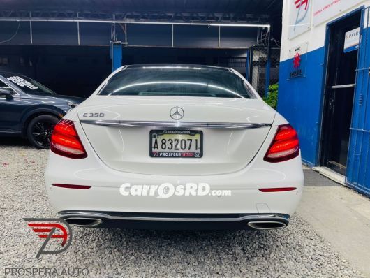 Mercedes-Benz Clase E Carros en venta