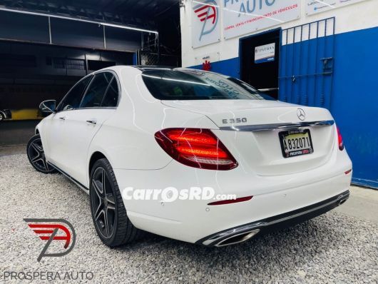 Mercedes-Benz Clase E Carros en venta