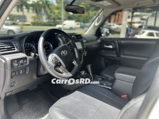 Toyota 4Runner Jeepeta en venta