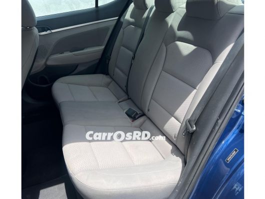 Hyundai Elantra Carros en venta