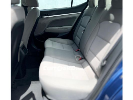 Hyundai Elantra Carros en venta