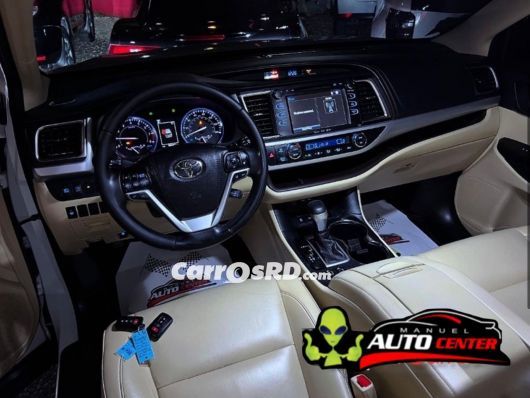 Toyota Highlander Jeepeta en venta