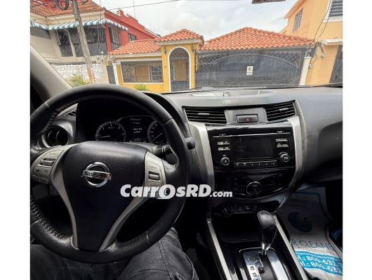 Nissan Frontier Camioneta en venta